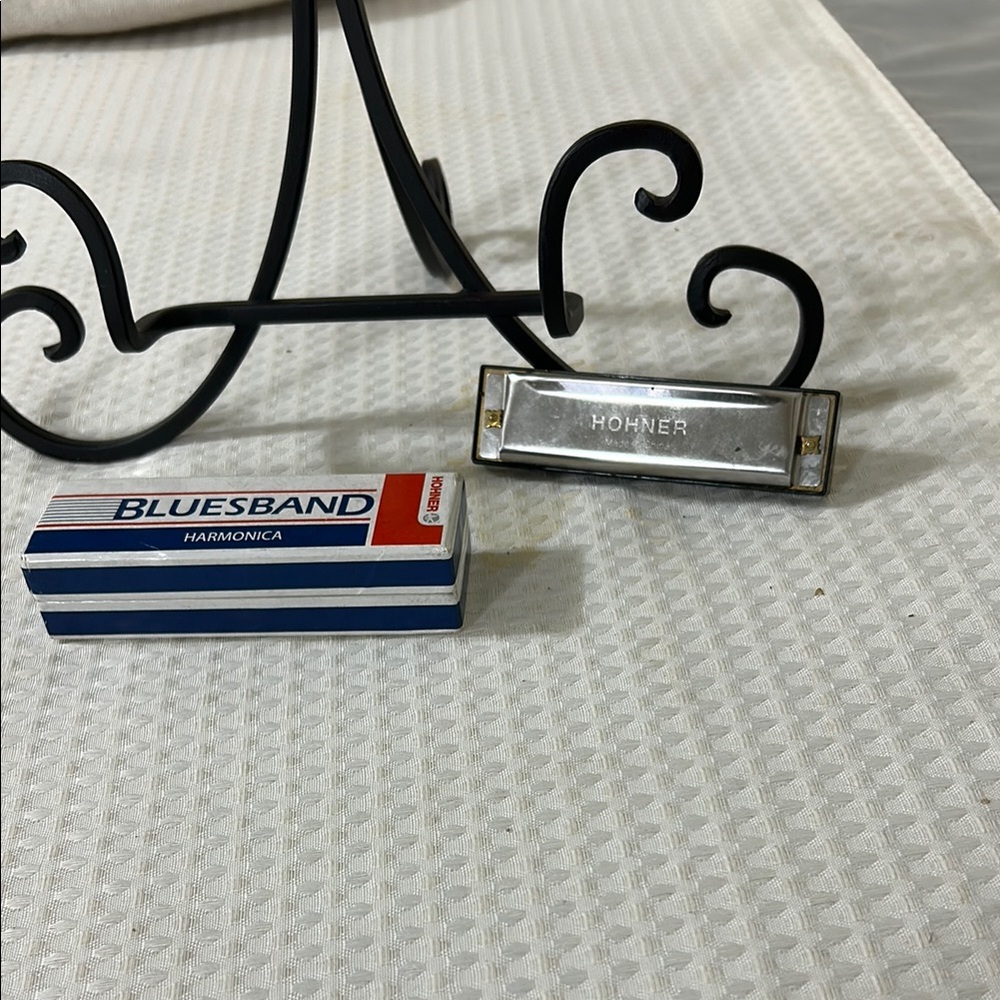 - VINTAGE Silver Harmonica 1950a with box